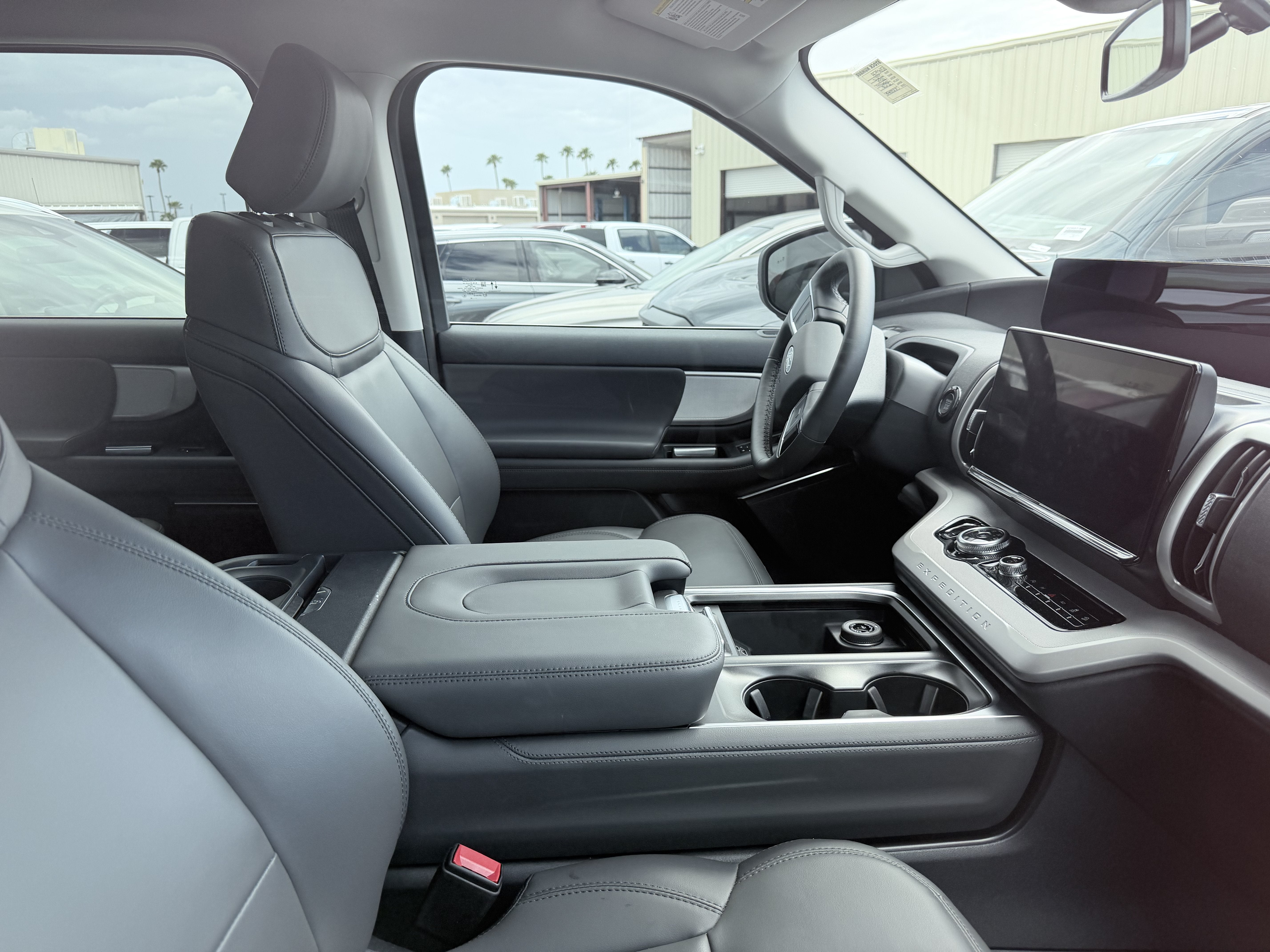 2026 Ford Expedition Active