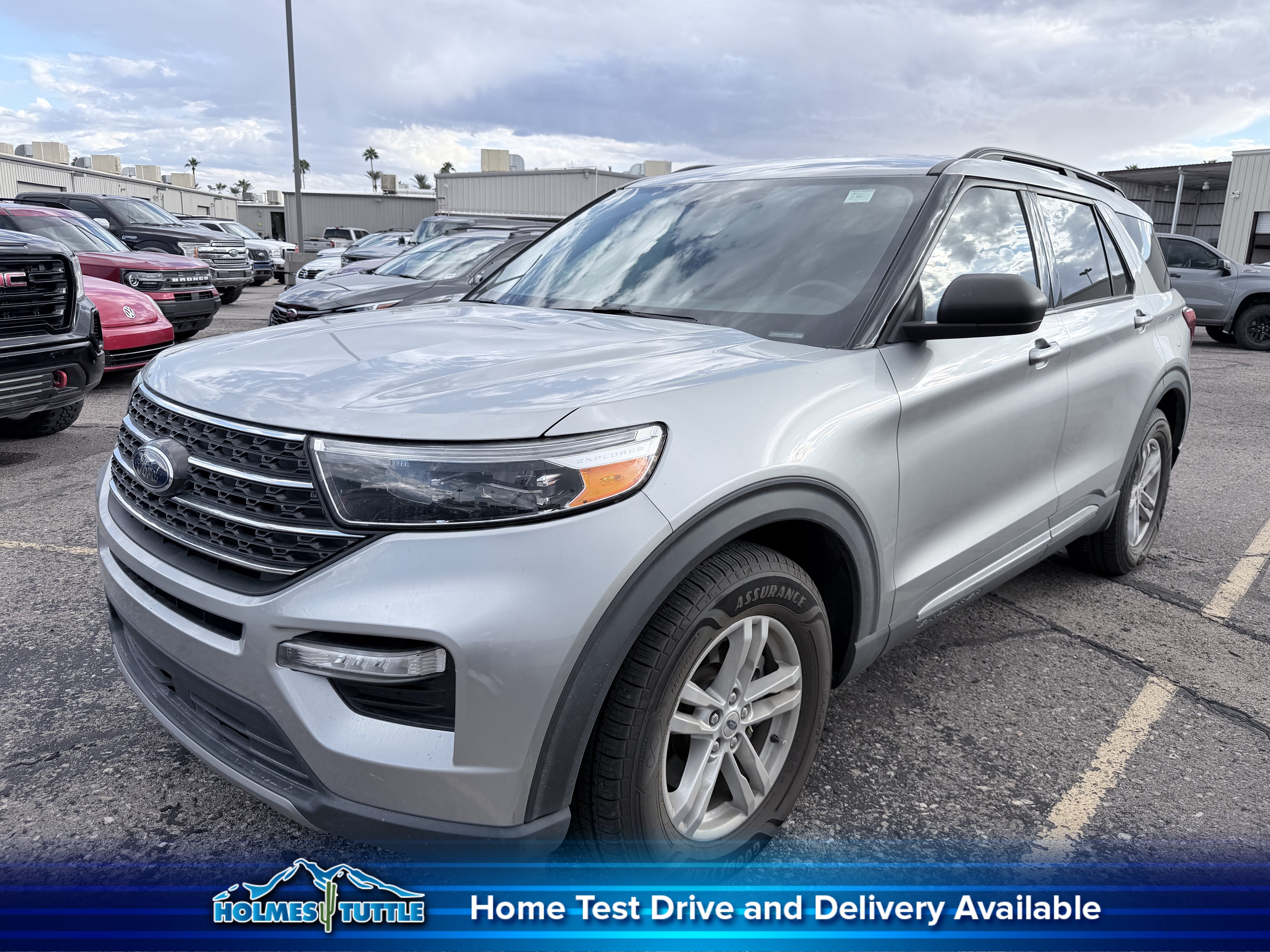 2023 Ford Explorer XLT