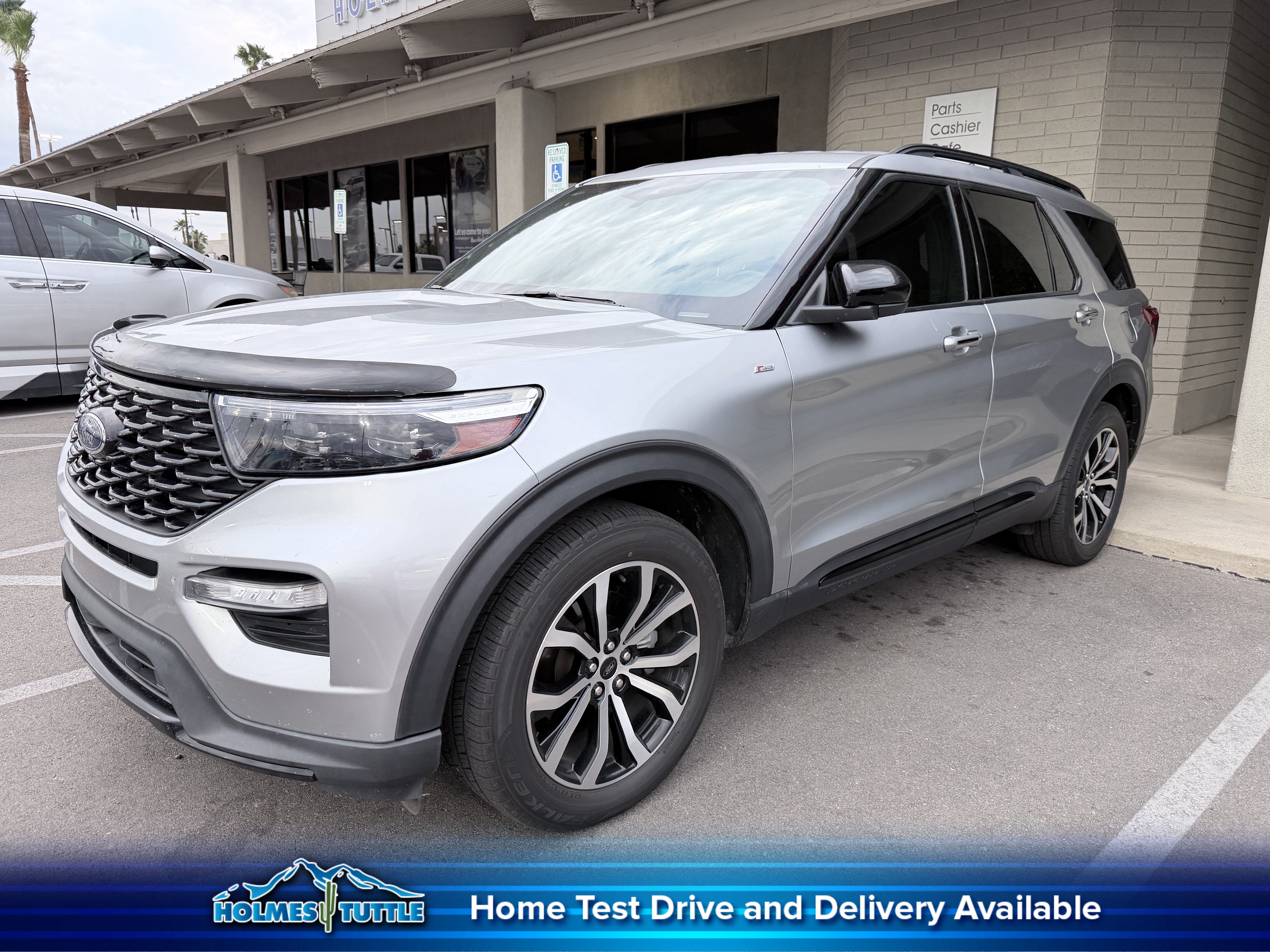 2023 Ford Explorer ST-Line