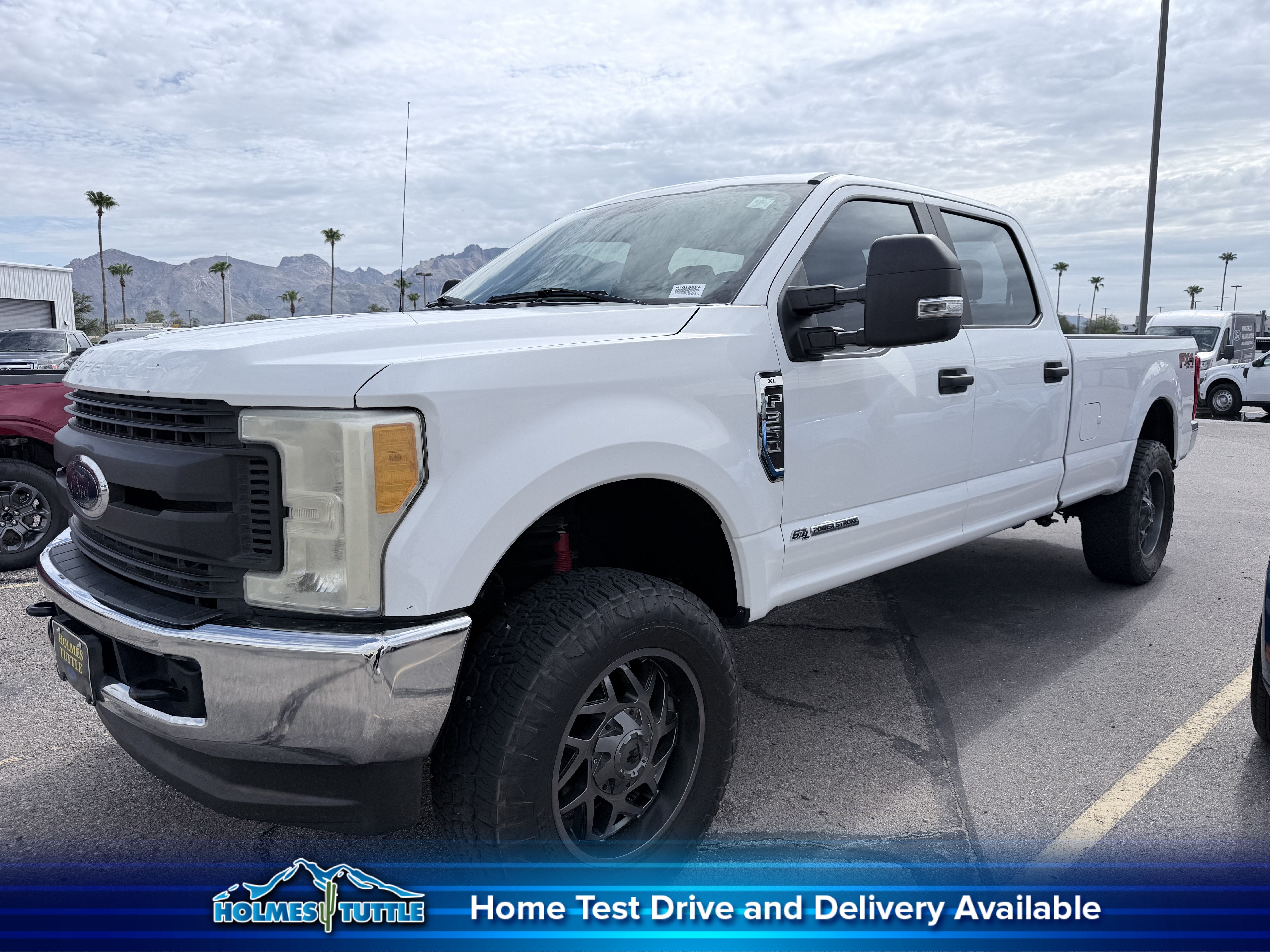 2017 Ford Super Duty F-350 SRW XL
