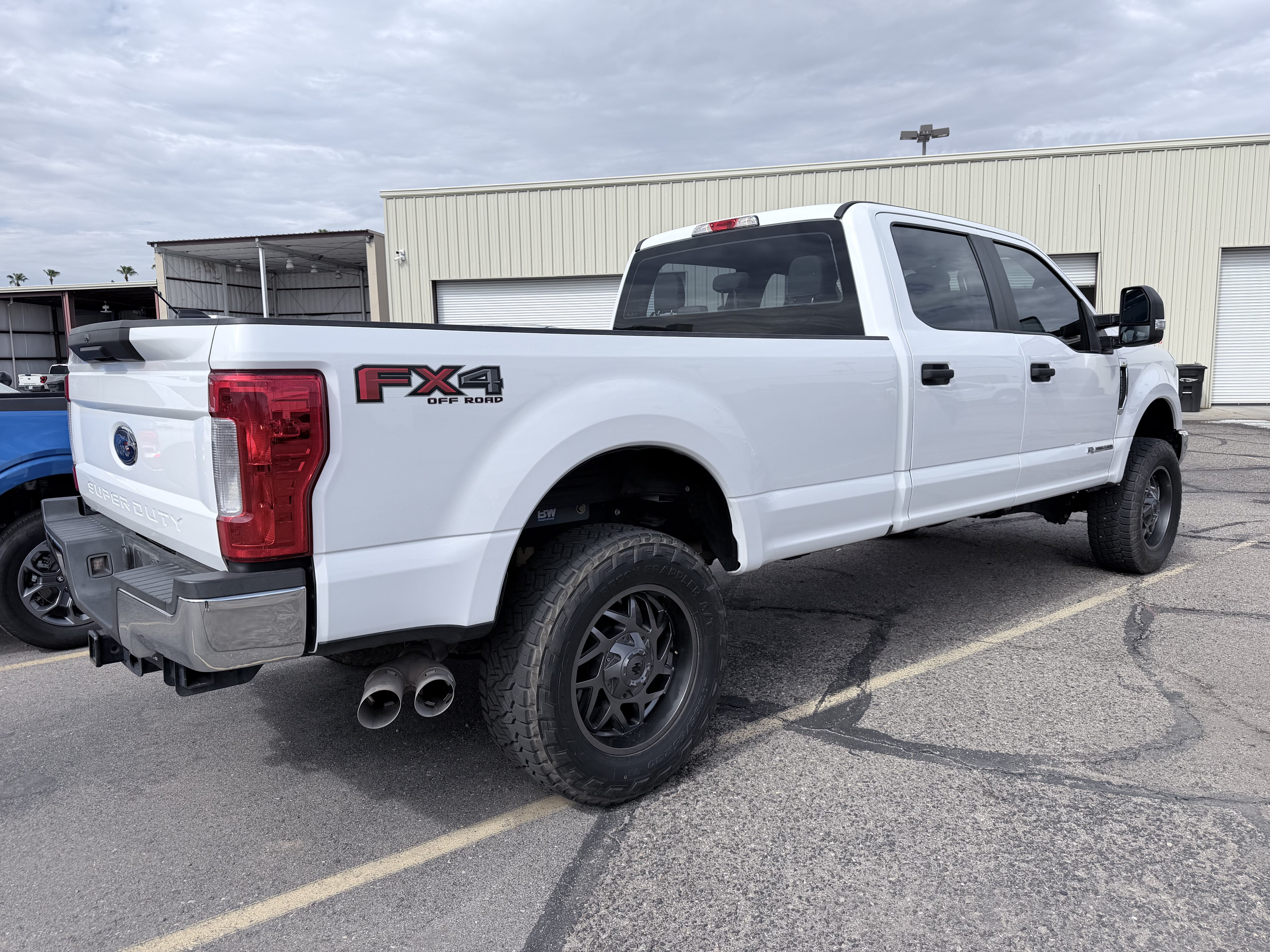 2017 Ford Super Duty F-350 SRW XL