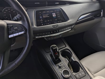 2021 Cadillac XT4 FWD Luxury