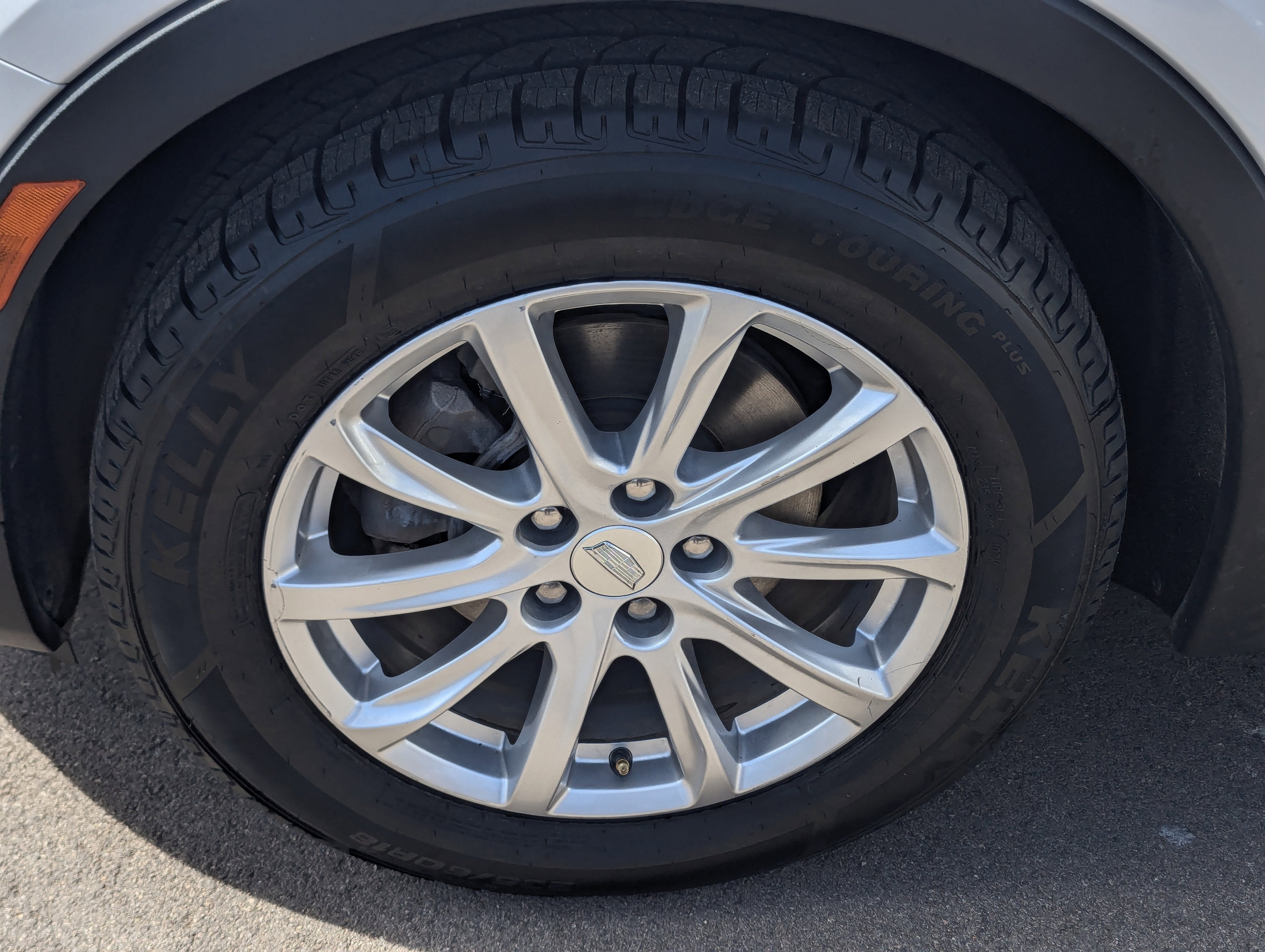 2021 Cadillac XT4 FWD Luxury