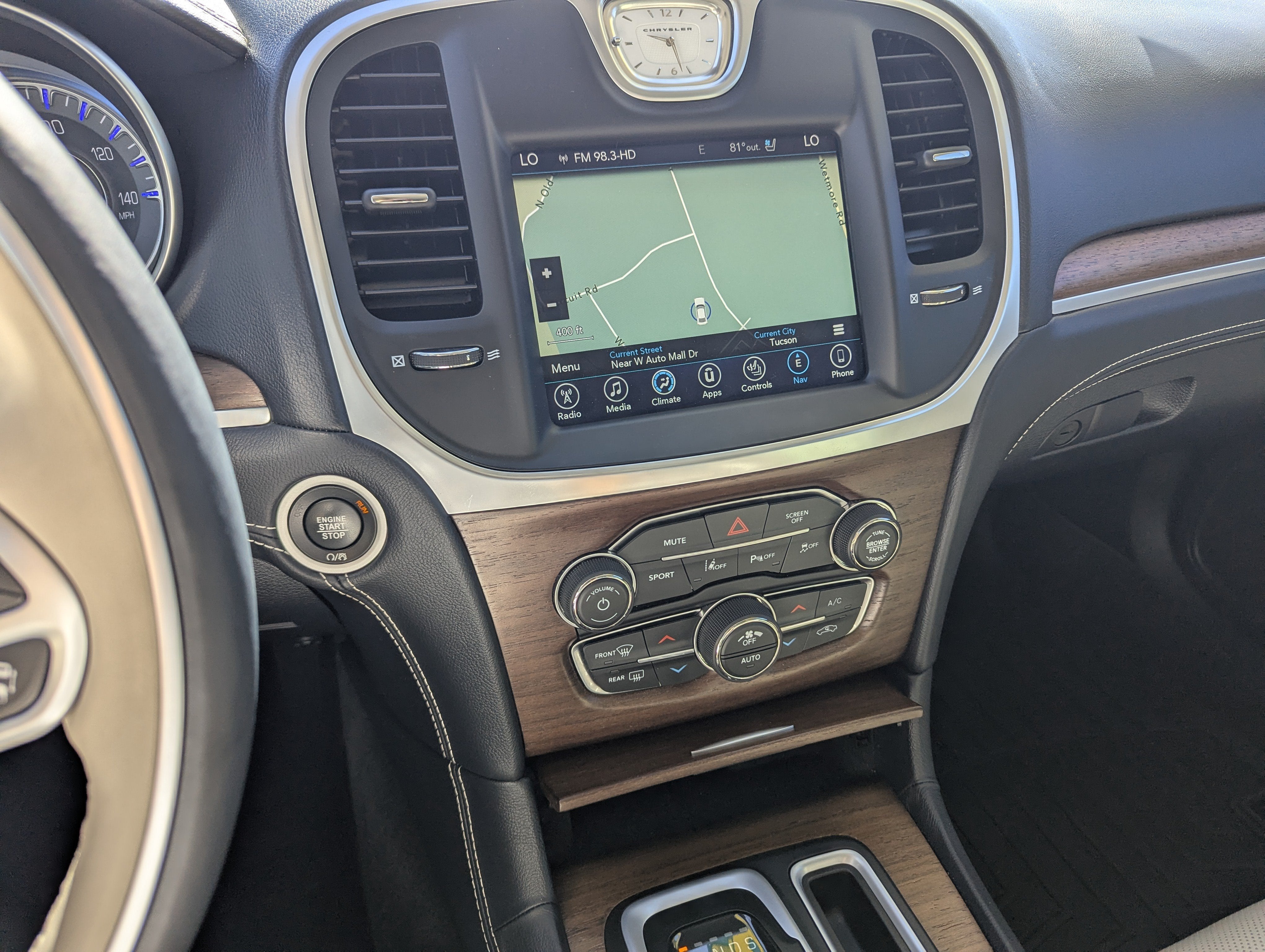 2017 Chrysler 300 300C Platinum