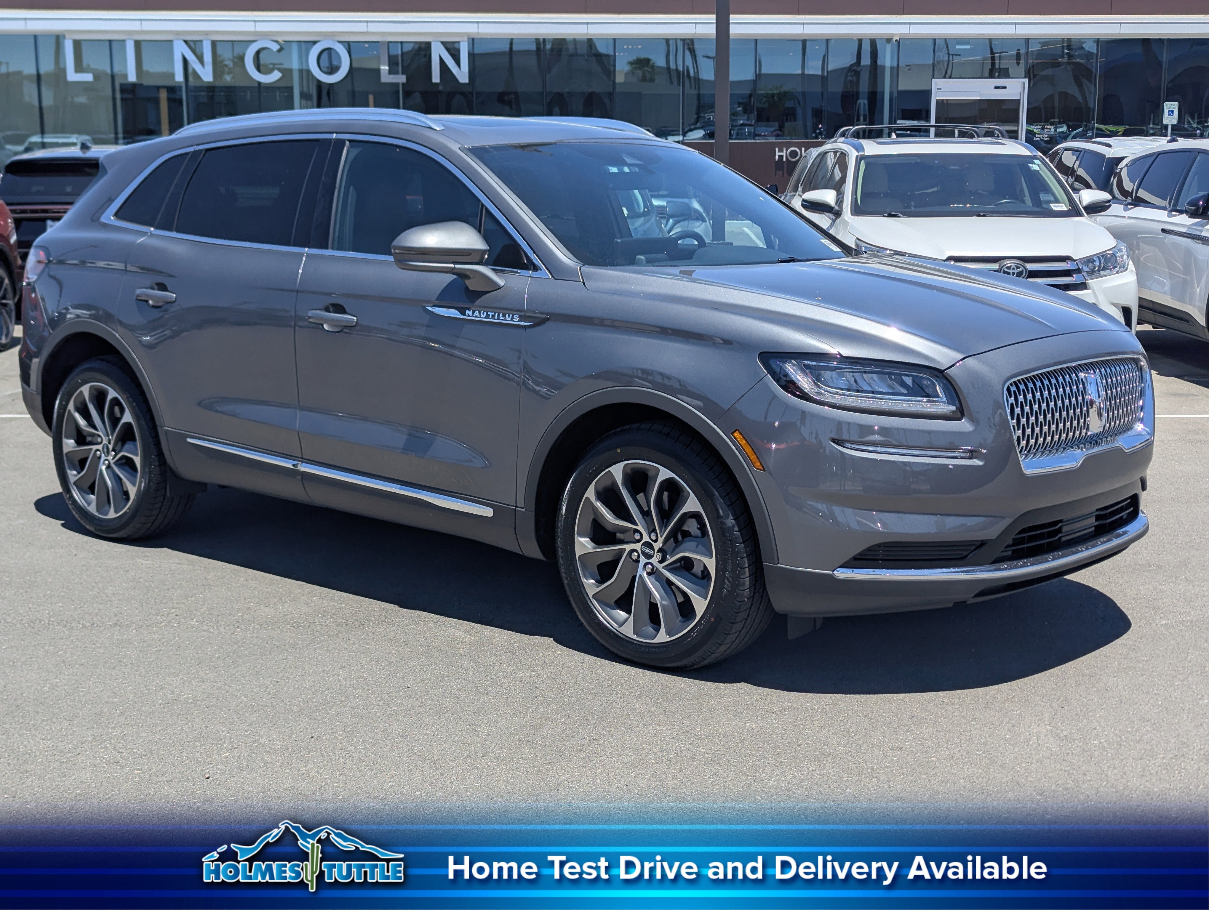 2023 Lincoln Nautilus Reserve