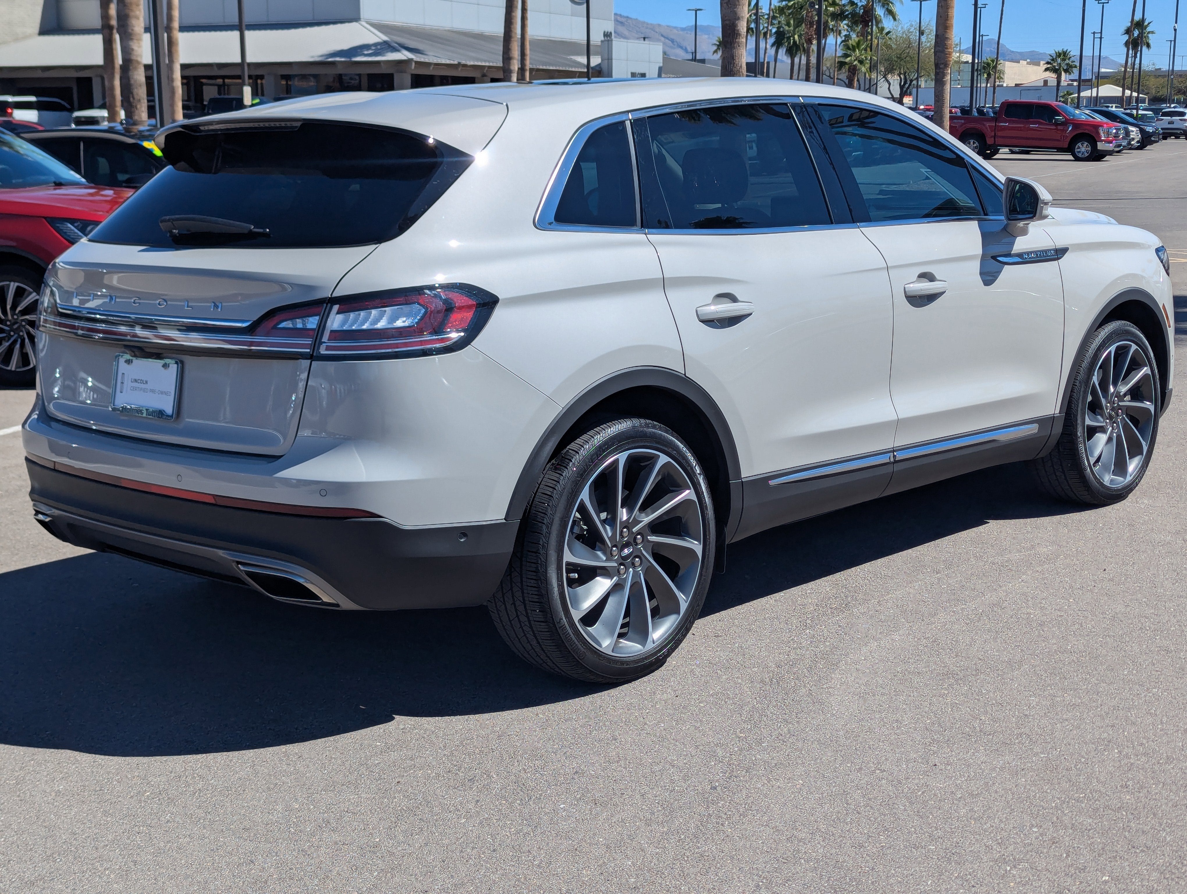 2023 Lincoln Nautilus Reserve