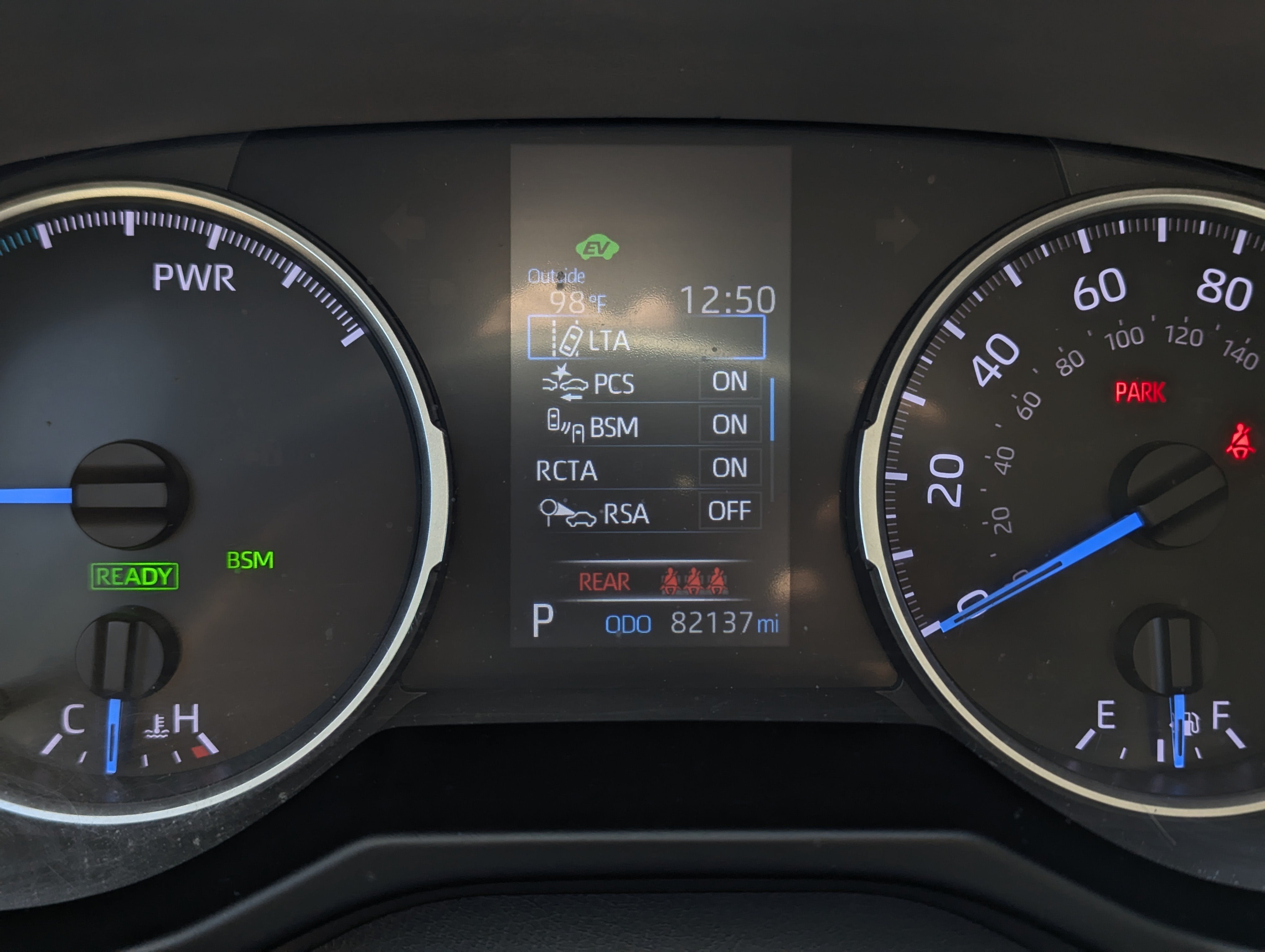 2020 Toyota RAV4 Hybrid XLE