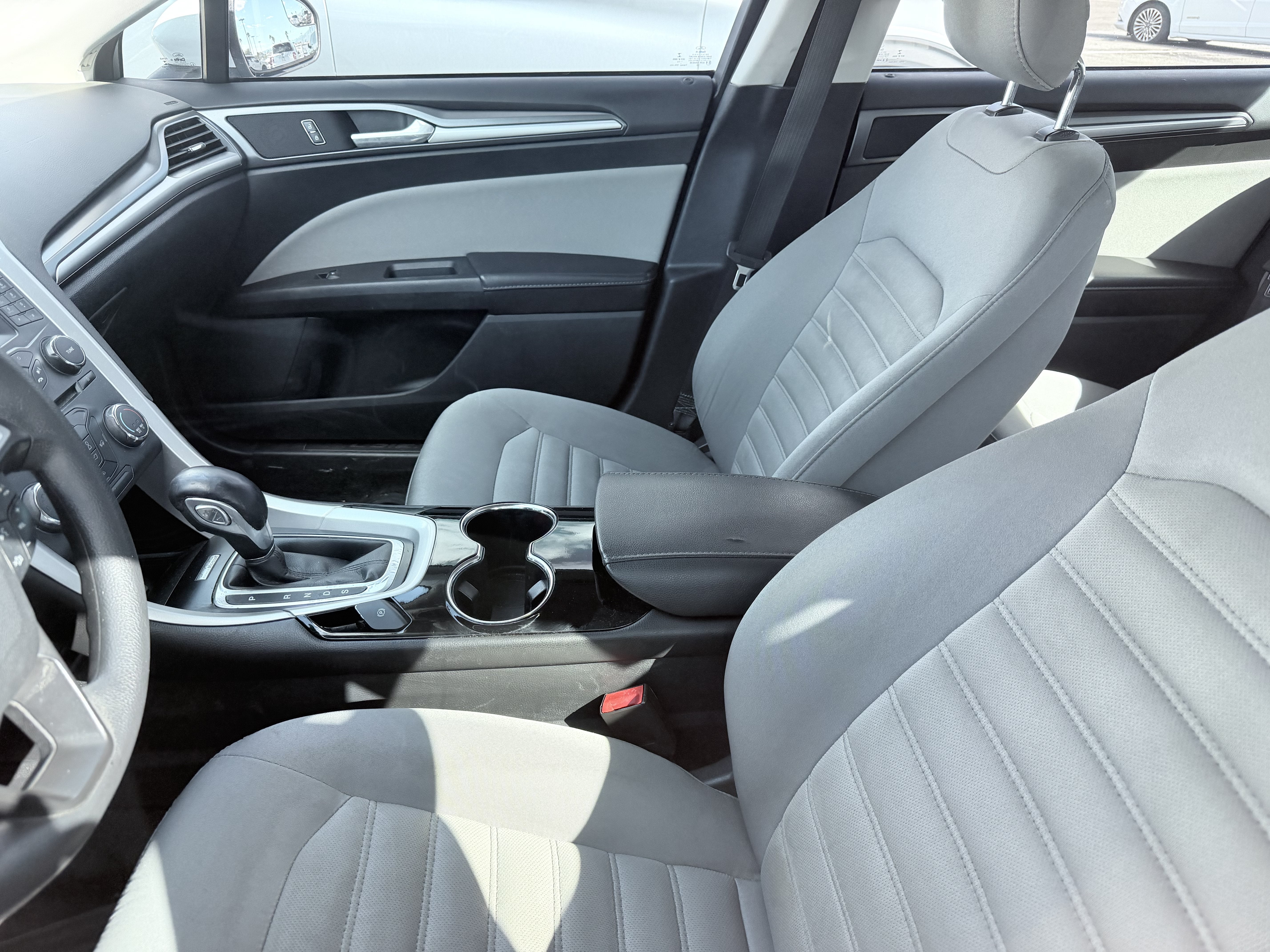2014 Ford Fusion S