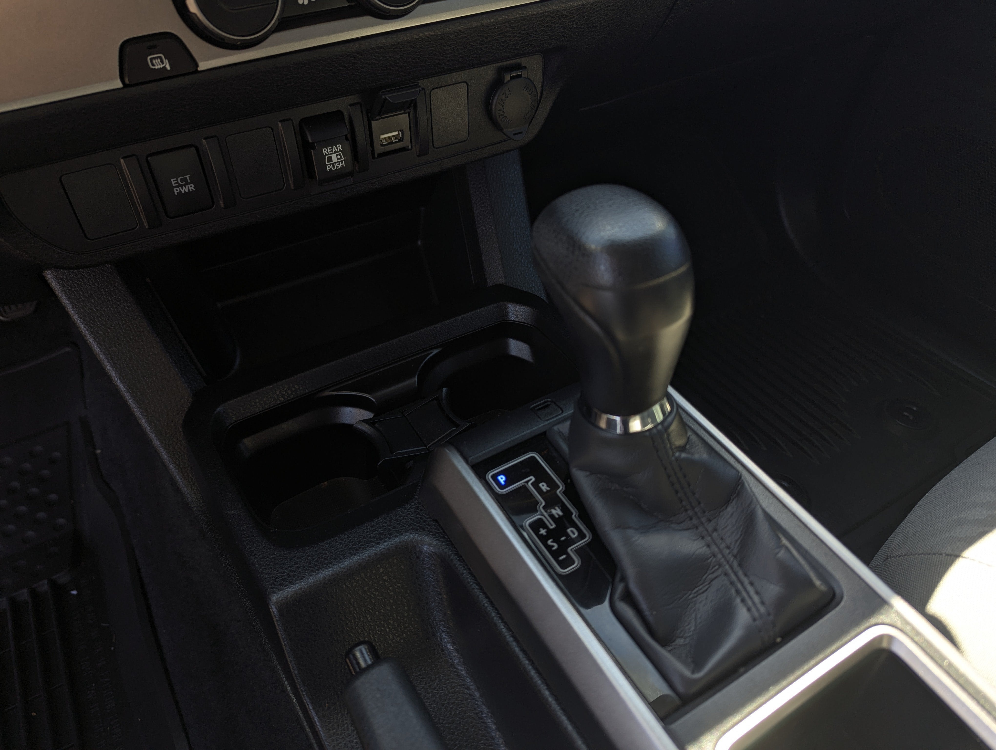 2023 Toyota Tacoma 2WD SR5
