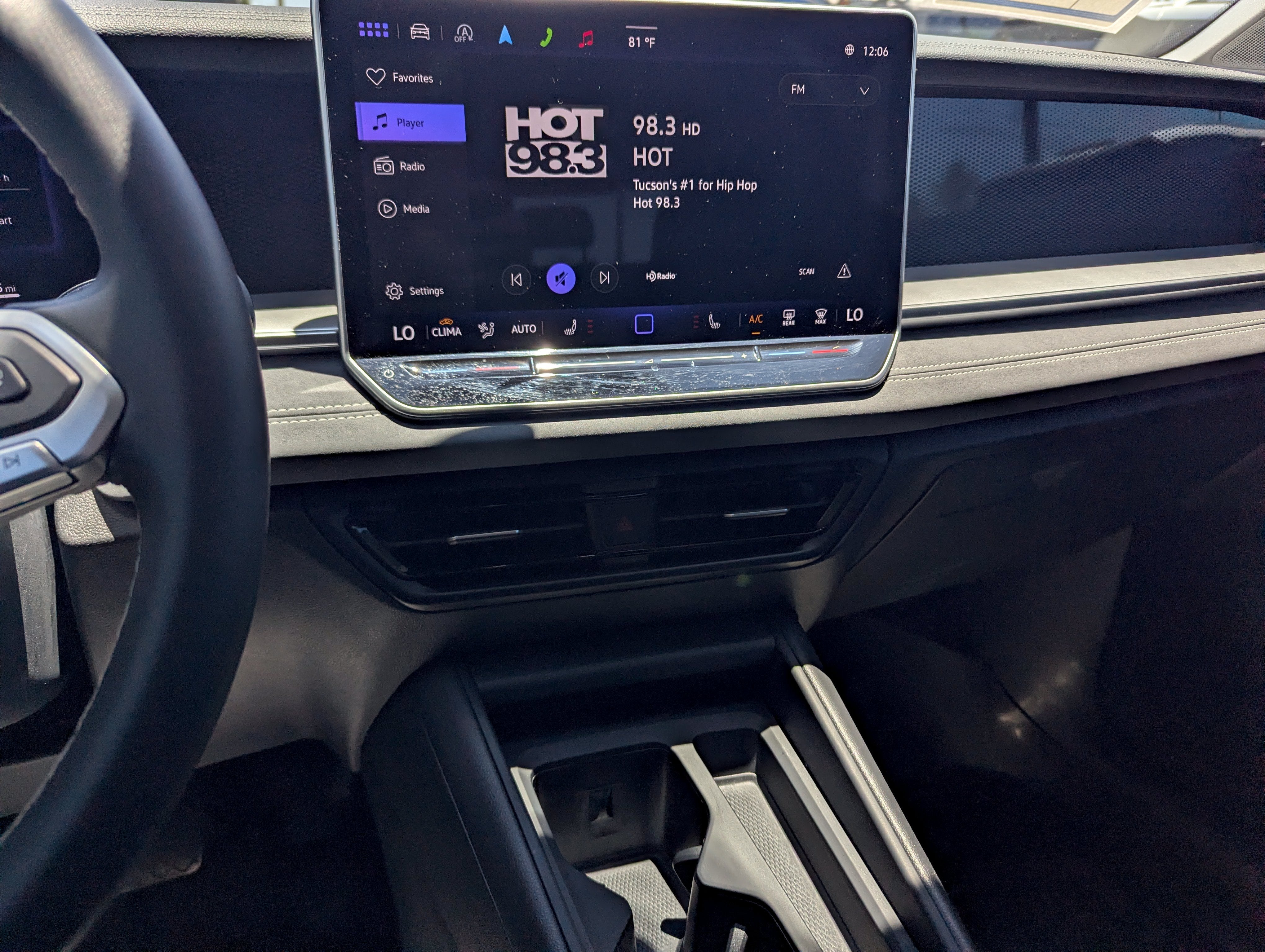 2025 Volkswagen Tiguan SE
