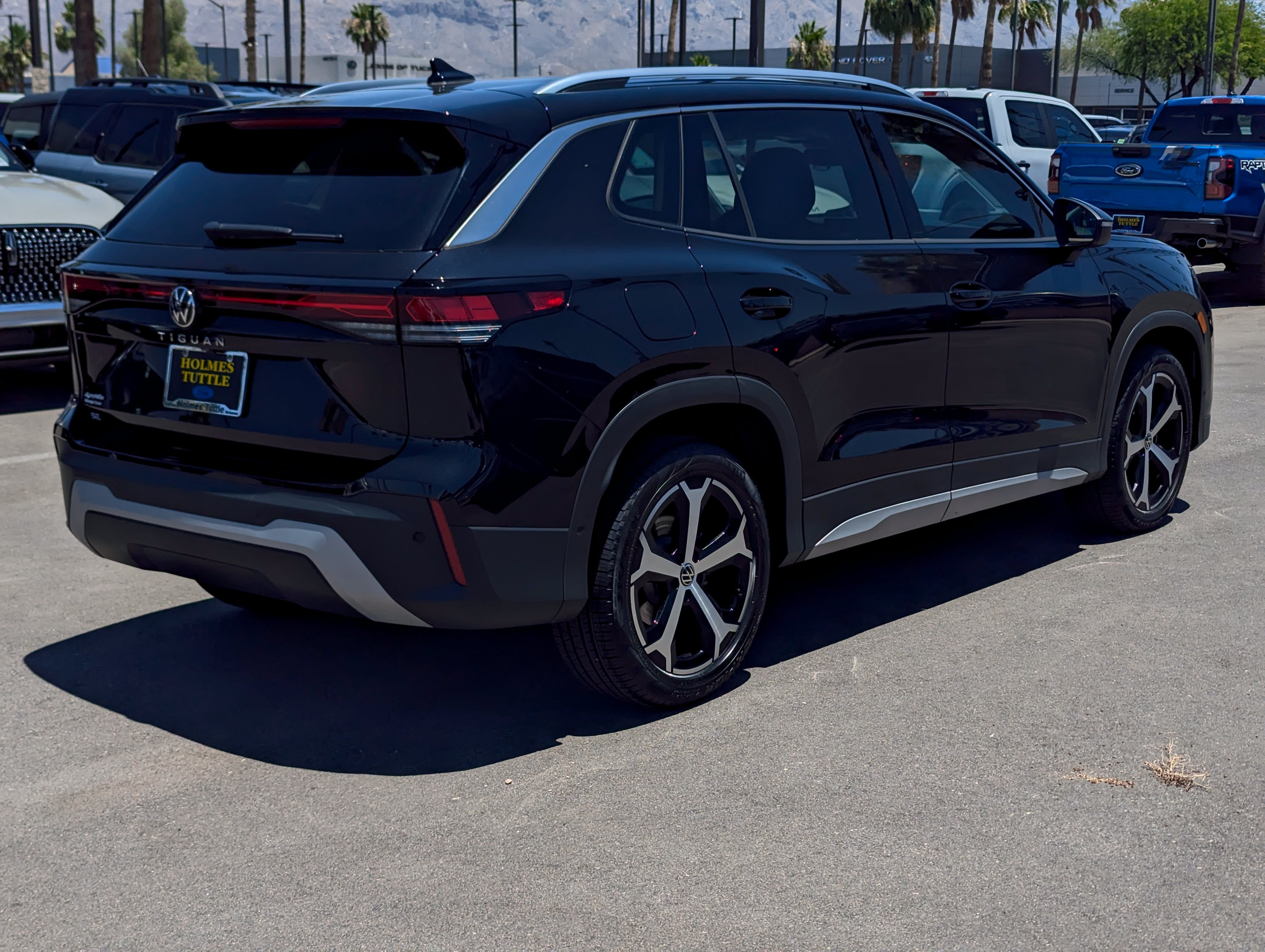 2025 Volkswagen Tiguan SE