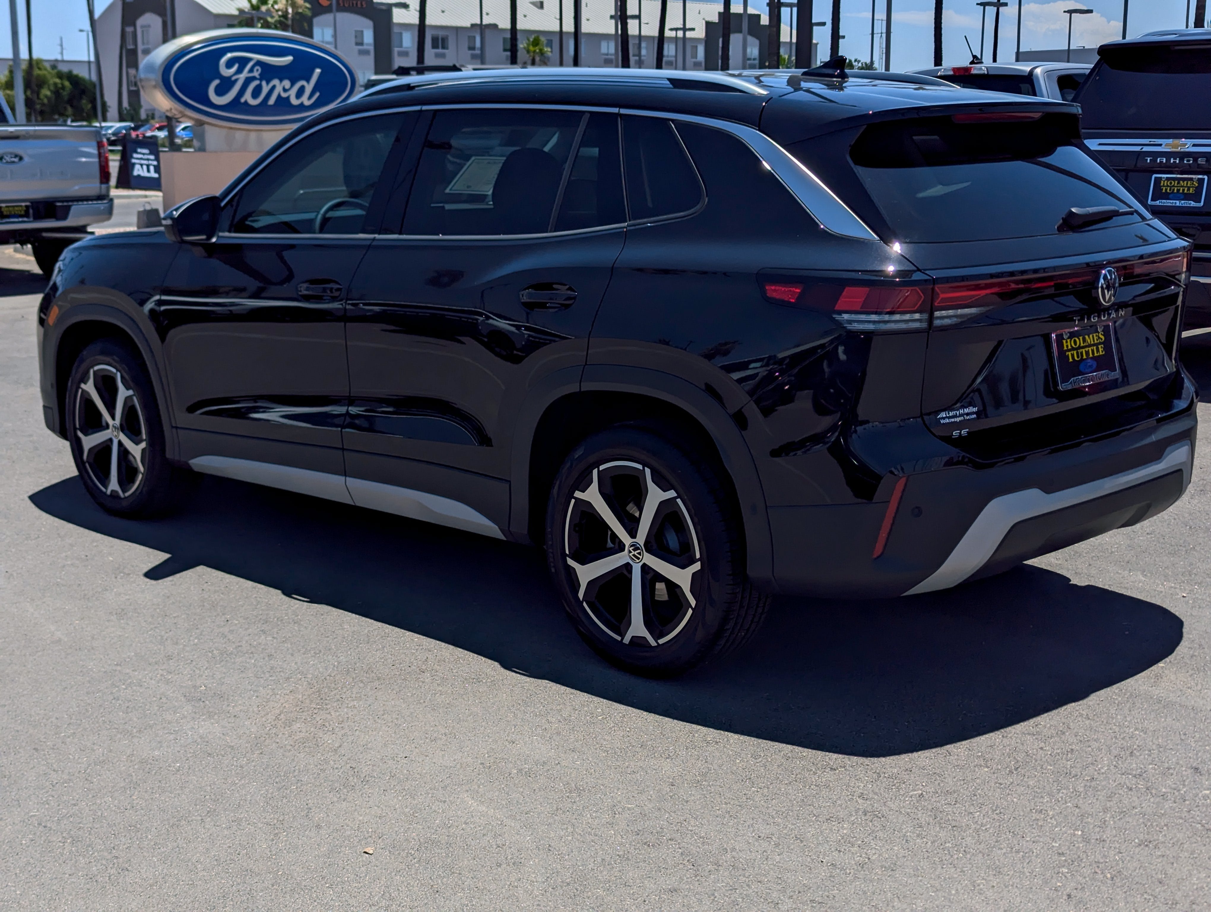 2025 Volkswagen Tiguan SE