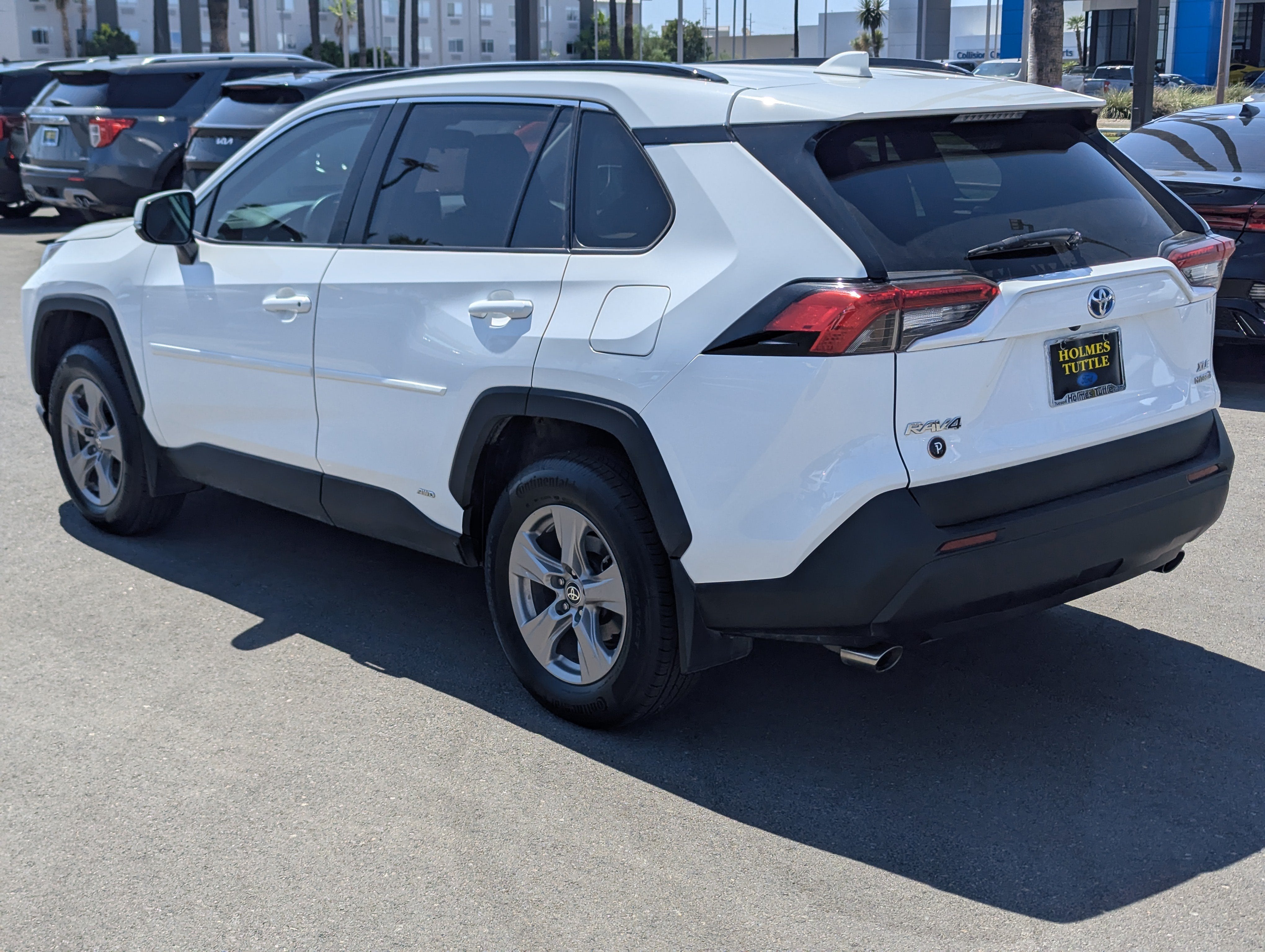 2024 Toyota RAV4 Hybrid XLE