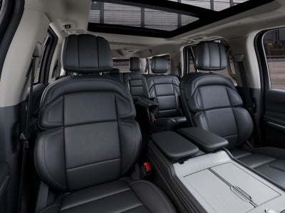 2027 Lincoln Navigator L Reserve