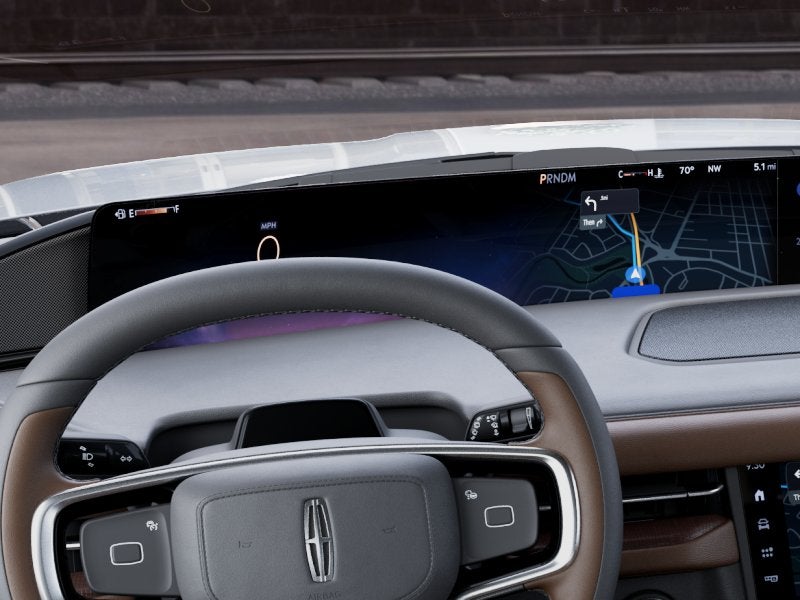 2027 Lincoln Navigator L Reserve