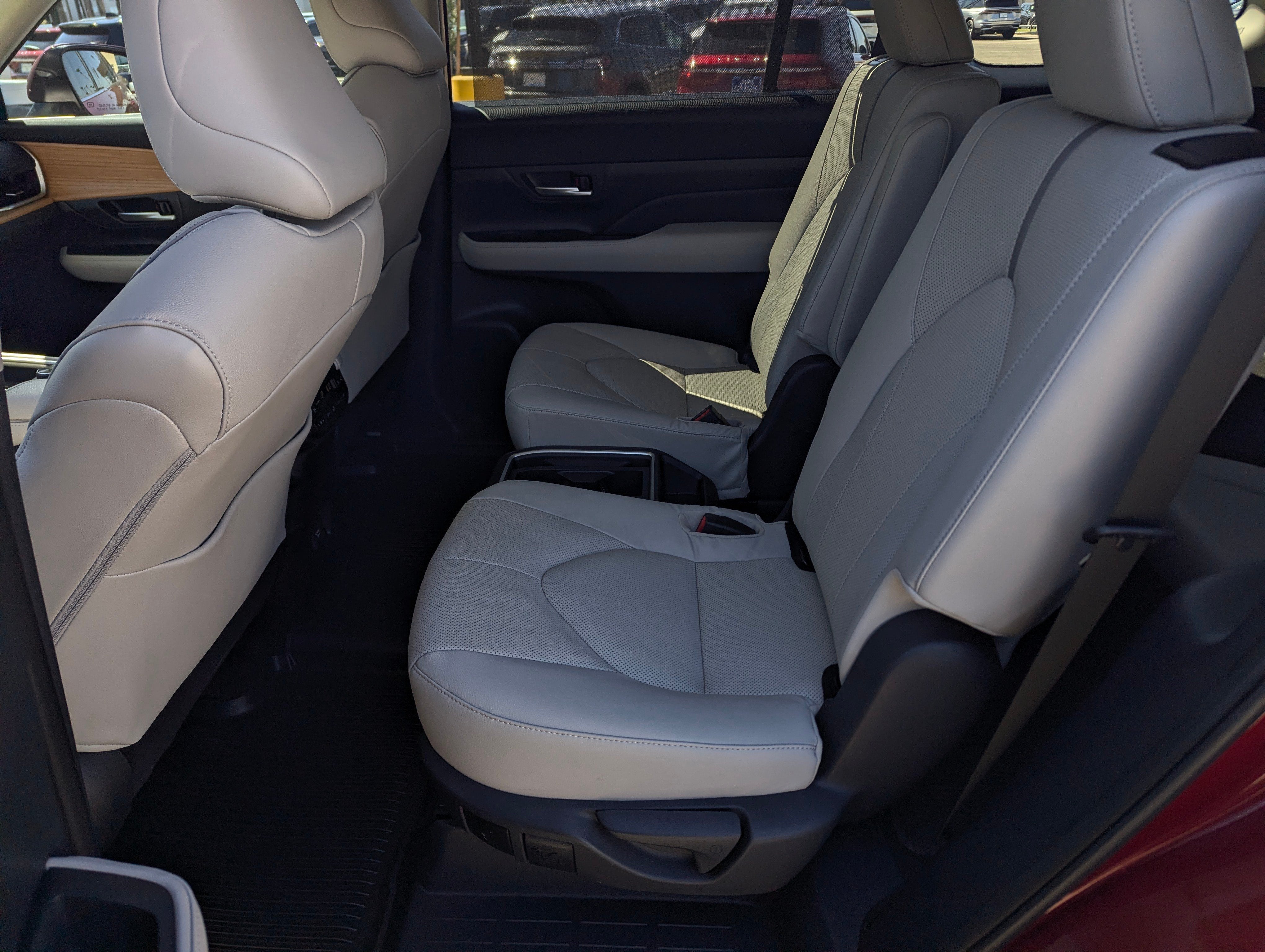 2025 Toyota Grand Highlander Platinum