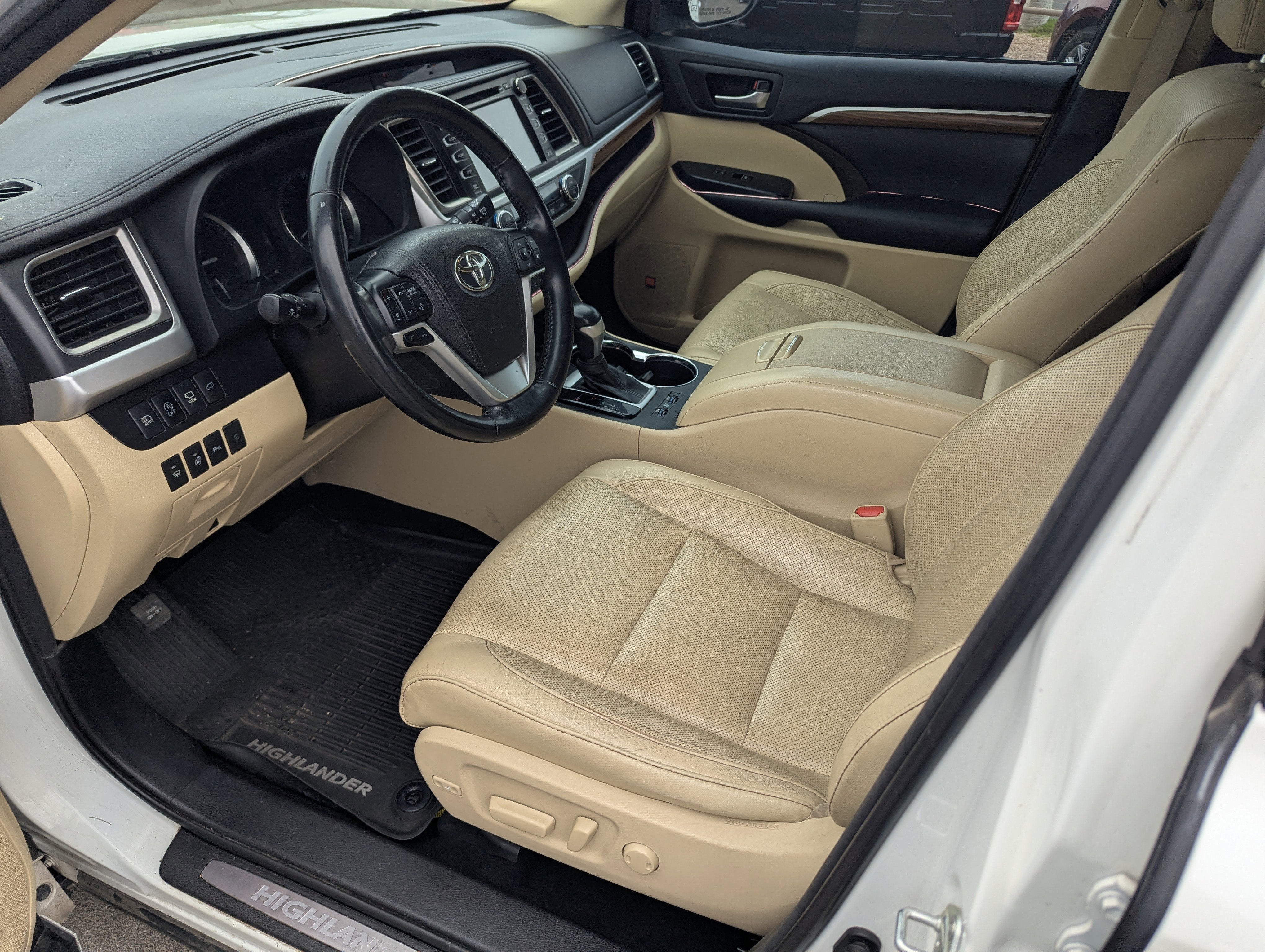 2018 Toyota Highlander Limited Platinum