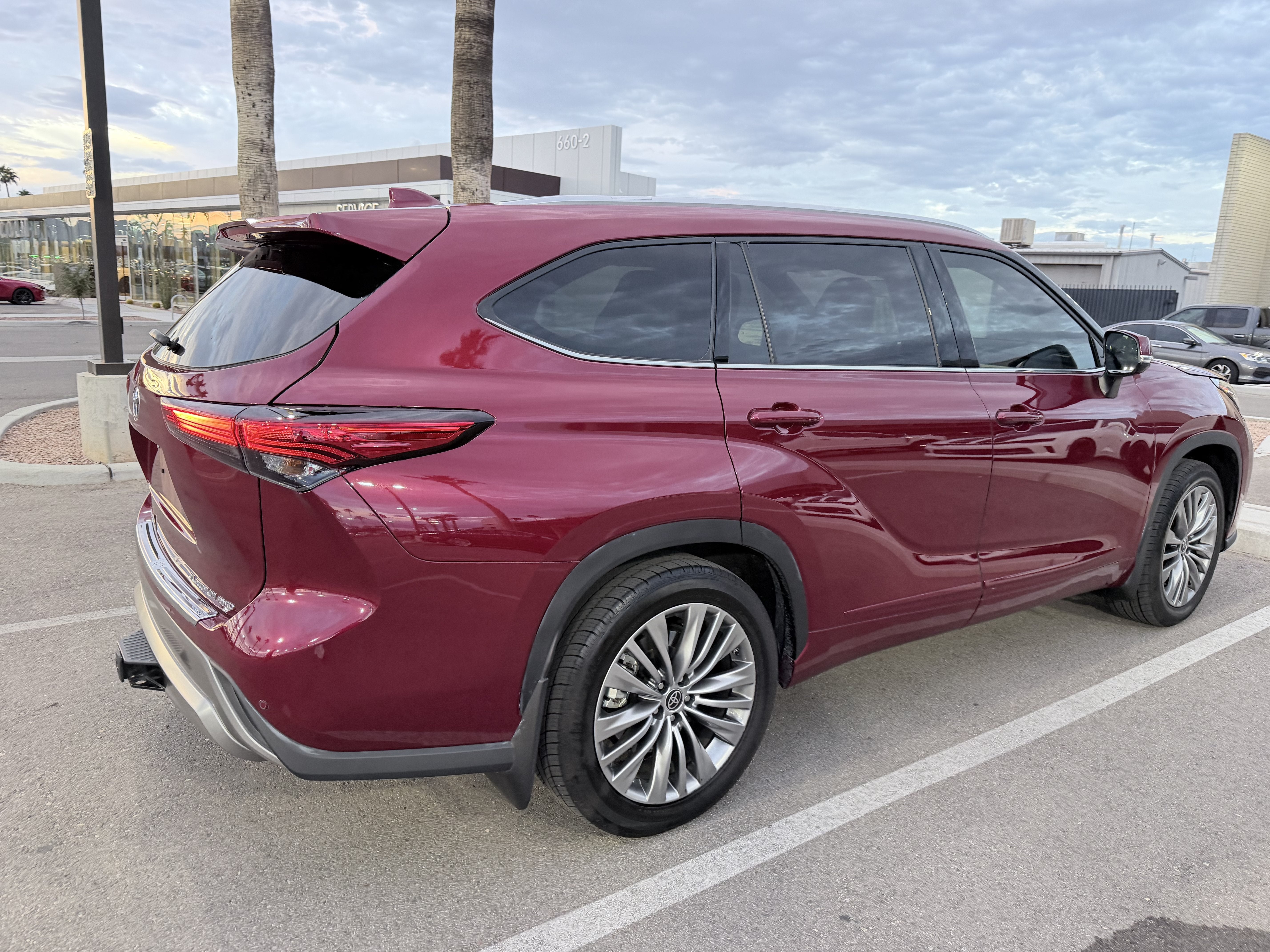 2022 Toyota Highlander Platinum