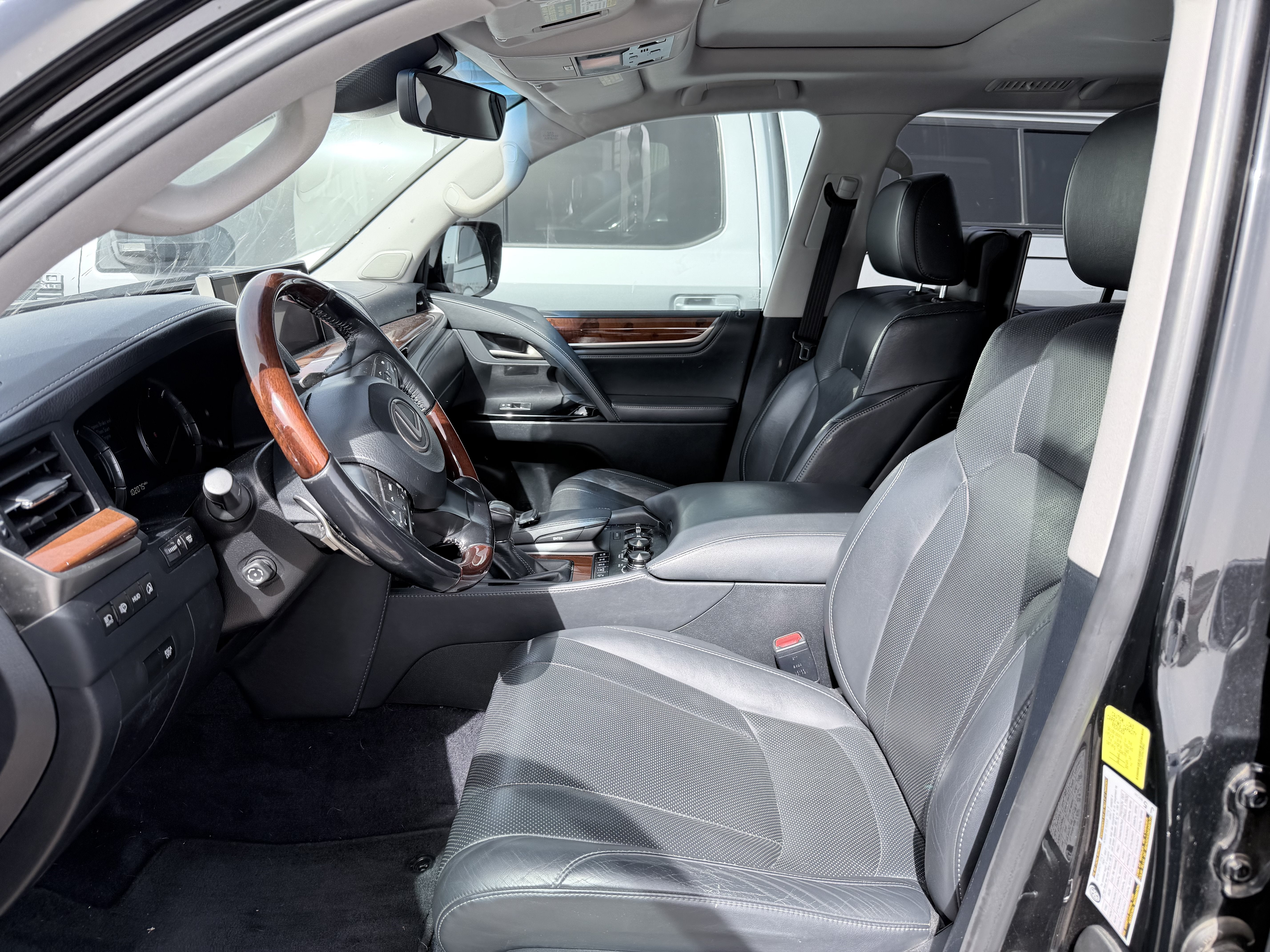 2017 Lexus LX LX 570