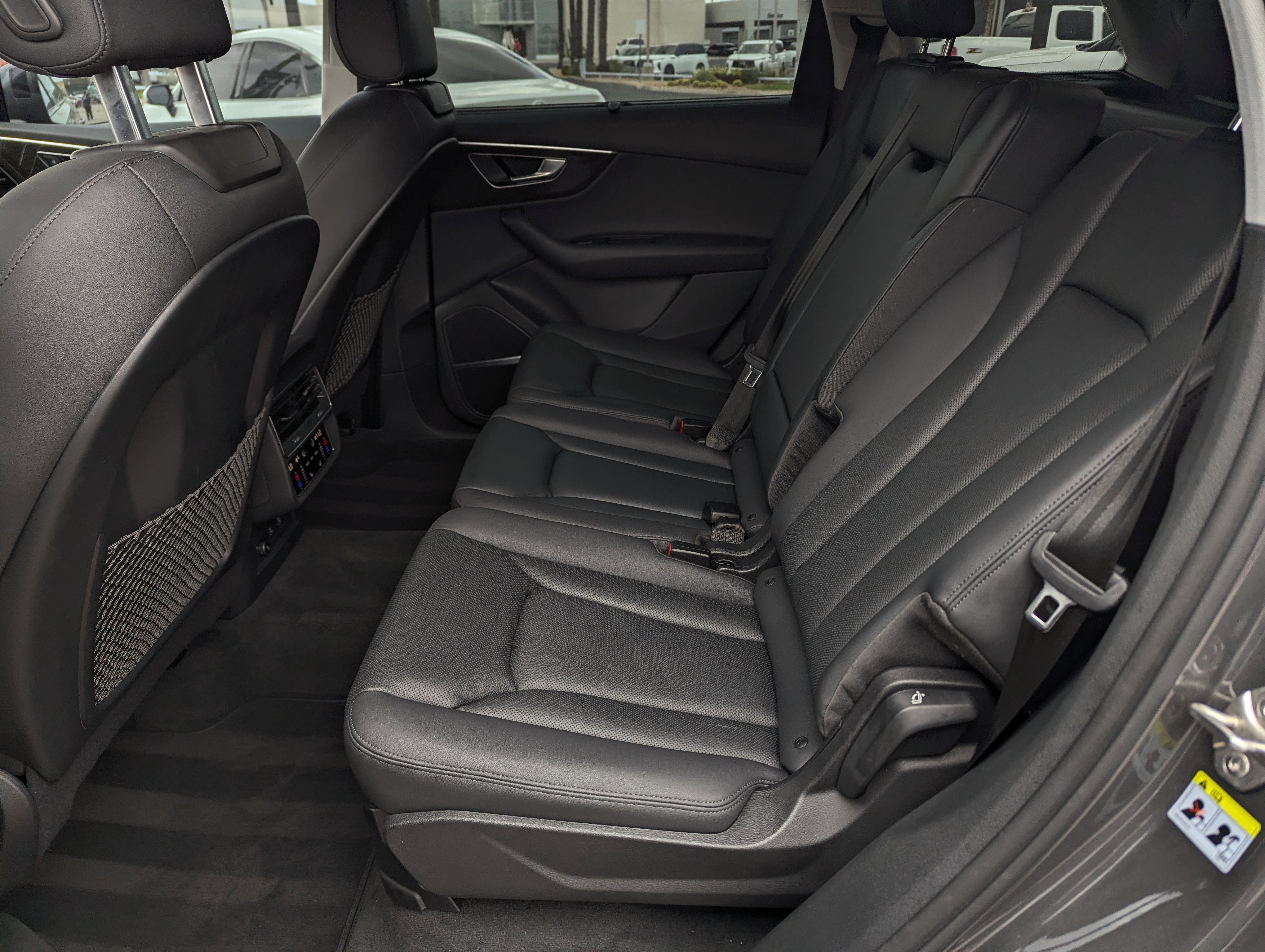 2022 Audi Q7 Premium Plus