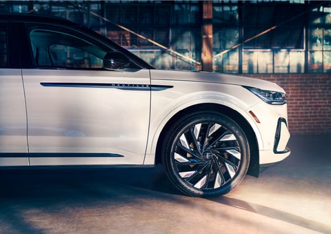 The wheels of the available Jet Appearance Package are highlighted. | Holmes Tuttle Lincoln in Tucson AZ