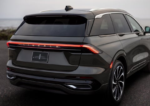 The rear of a 2026 Lincoln Black Label™ Nautilus® SUV displays full LED rear lighting. | Holmes Tuttle Lincoln in Tucson AZ