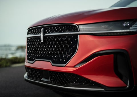 The sleek grille of a 2026 Lincoln Nautilus® SUV with the available Jet Appearance Package makes a bold statement. | Holmes Tuttle Lincoln in Tucson AZ
