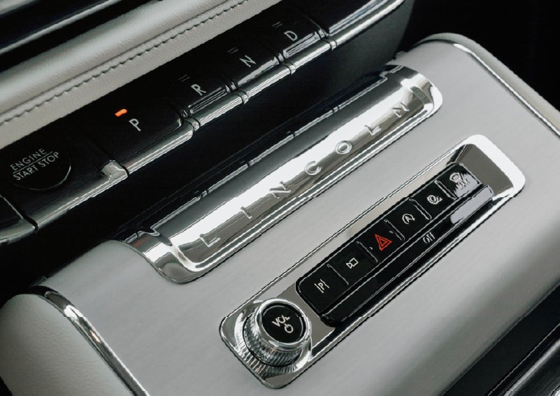 The piano key gear selector of a 2027 Lincoln Aviator® Back Label™ SUV. | Holmes Tuttle Lincoln in Tucson AZ